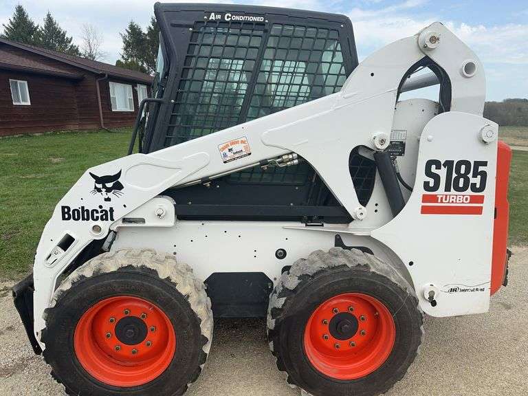 2004 Bobcat S185 Skid Loader, 680 One Owner Hours, 56 HP, Gold Package, Pow