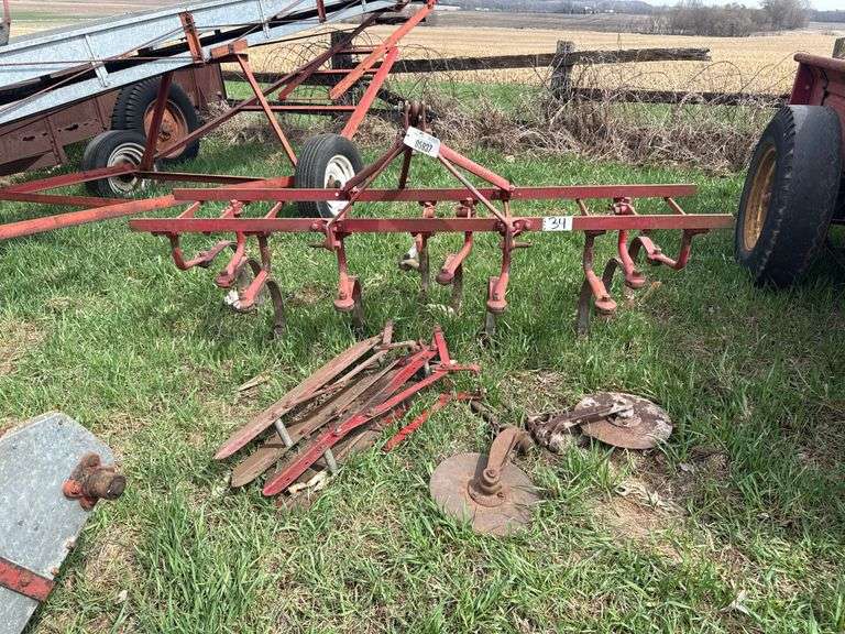Ferguson Model SKO-20 2 Row 3 Point Cultivator