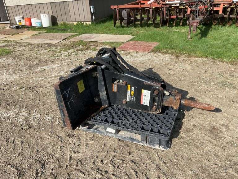 John Deere HB 30 skid loader mount hydraulic breaker