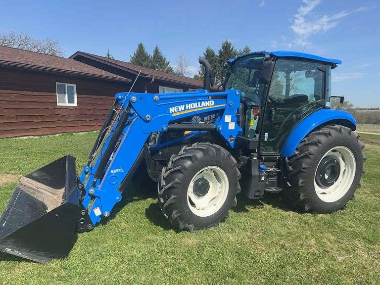 2019 New Holland Powerstar 100 MFWD Tractor, 214 One Owner Hours, NH 665TL