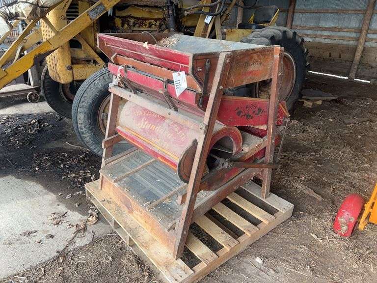 Standard Fanning Mill with Electric Motor
