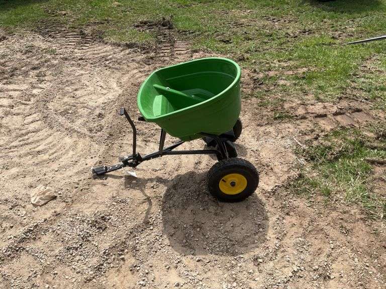 John Deere Model LP39087 Pull Type Poly 130# Broadcast Spreader