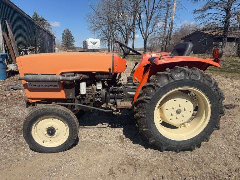 1984 Allis-Chalmers 5020 Compact Tractor, 2 Cylinder Diesel, WF, 3 Pt, PTO,