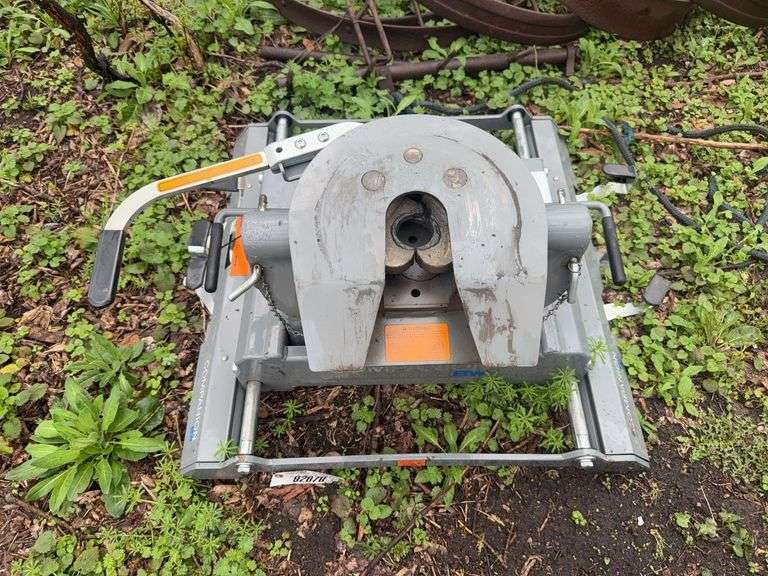 Companion 5th Wheel Hitch Came Off 2019 F-250 Ford