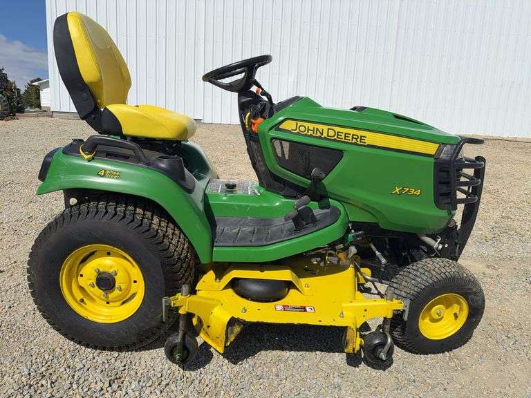 John Deere X734 Lawn Tractor, All Wheel Steer, 60ā High Capacity Mowing Dec