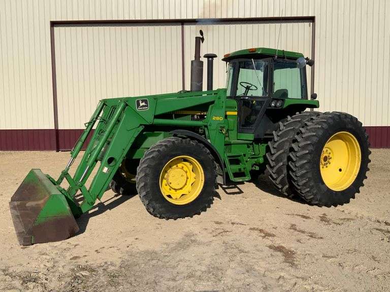1988 John Deere 4850 Tractor, MFD, Powershift Trans., 3,897 Hours, 18.4x42"