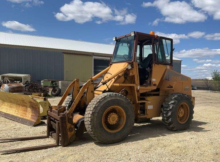 1989 Case Model W14B Wheel Loader 6-590 Cummins 17.5-25 Tires 75% All The W