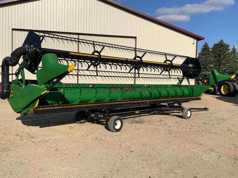 2013 John Deere 630F Hydra Flex Bean Head, Fore-Aft, Crary Air Reel, Single