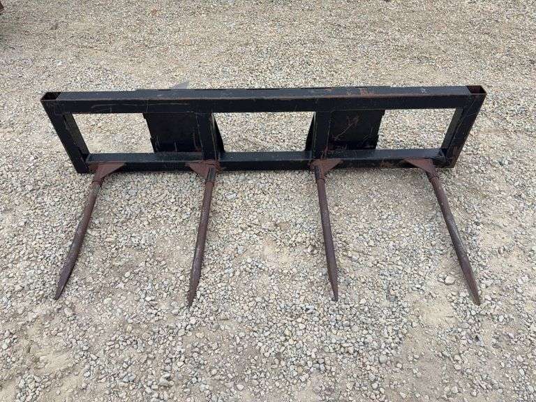 4 Tine Bale Spear, 78ā Total Width, Universal Skid Loader Mount