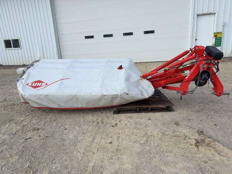 Kuhn GMB 600-GII 7ā HD 3 Point Disc Mower, , 540 PTO