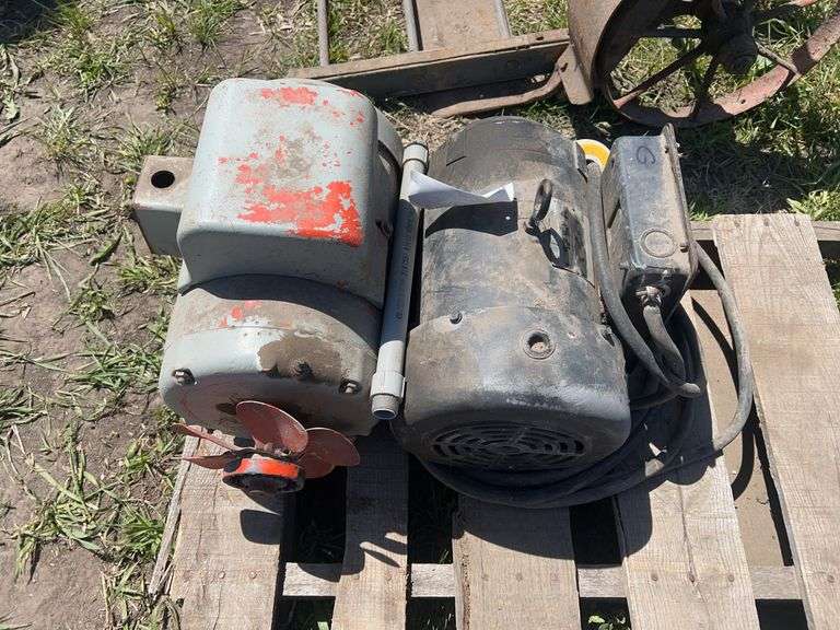 (2) Electric Motors 5HP Single Phase
