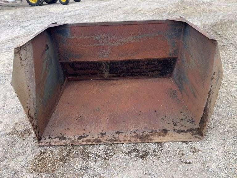 65ā Material Box Bucket