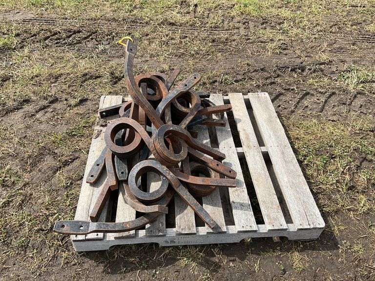 Anhydrous bar shanks - Hamilton-Maring Auction Group