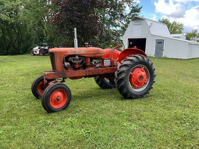 Allis Chalmers WD-45 gas, WF, fenders, good 14.9x28 tires