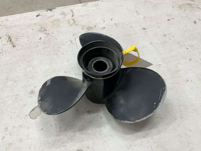 Quick silver 13 pitch prop
