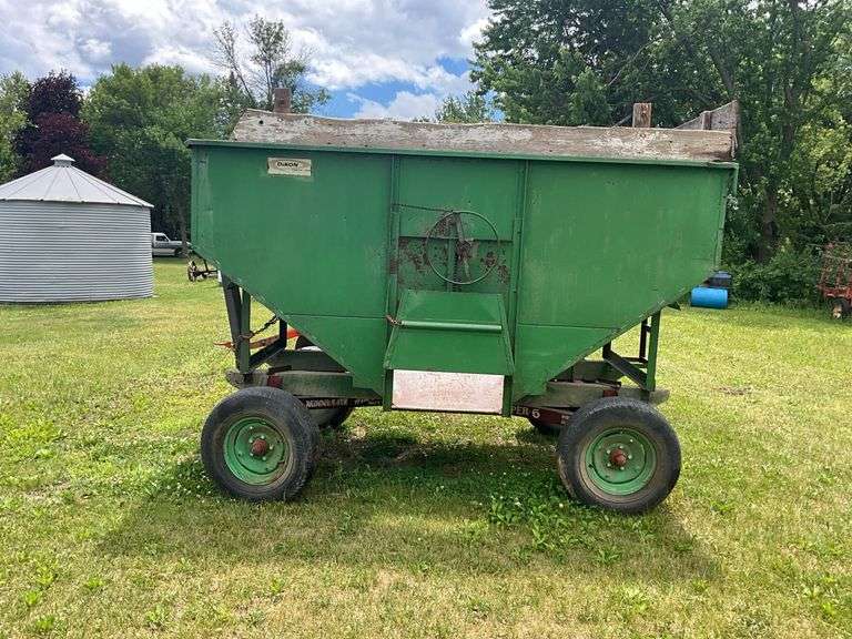 Dakon wagon on Minnesota super 6 gear