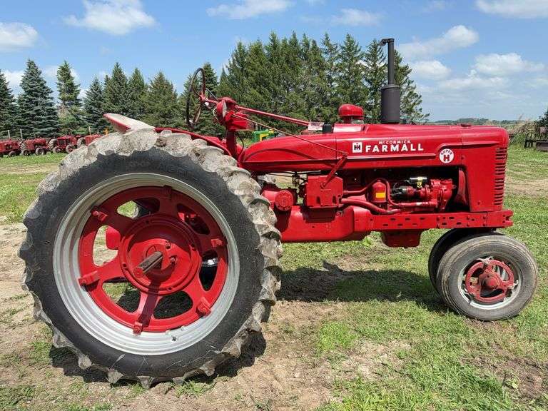 1954 Farmall Super H Gas Tractor, 14-38 Tires At 80%, Clam Shell Fenders, T