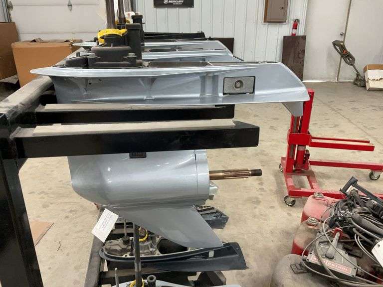 Honda ( large bore) BF115-150hp 20" shaft no prop