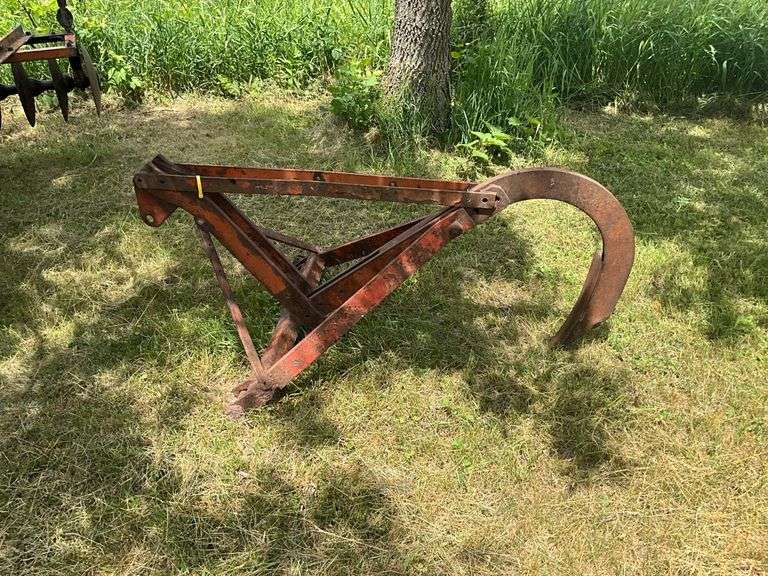 Allis Chalmers 3pt single tooth ripper