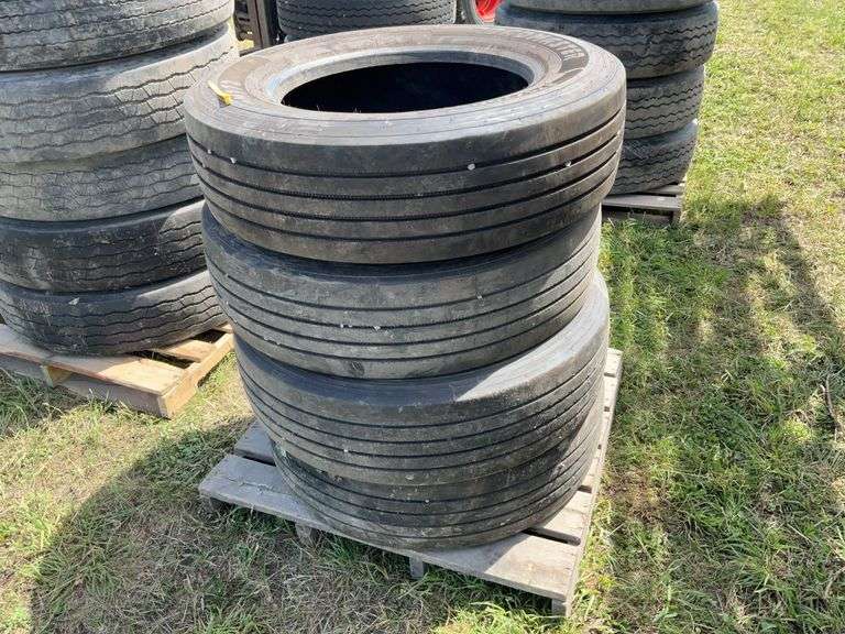 (4) 275/70R22.5 Tires