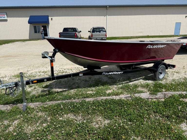 Online Only TNT Marine Services Business Retirement Auction, Dover MN
