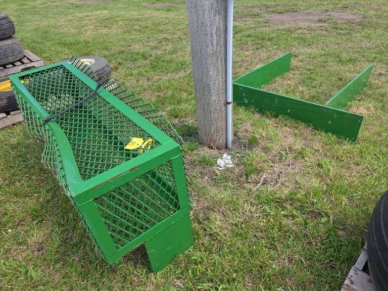 Expanded Metal tool box & Front Bumper, Fits 8960-8970 John Deere Tractors