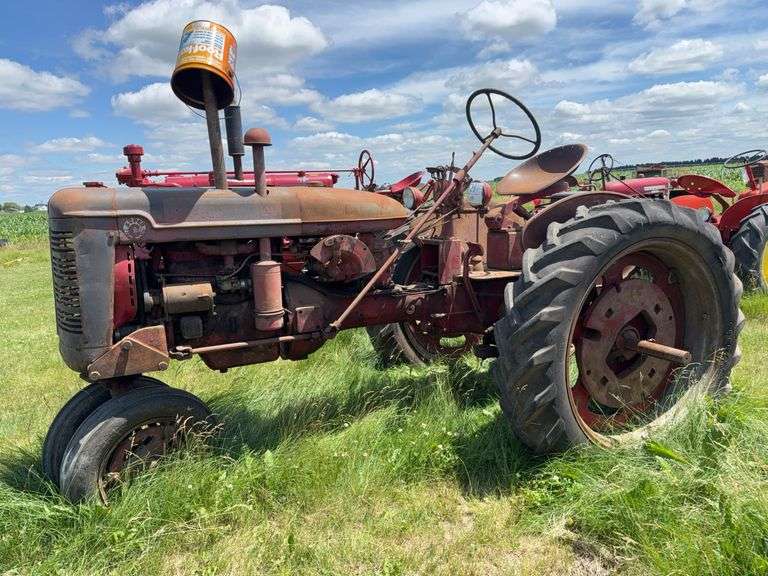1951 Farmall Model Super C Gas Tractor NF Clam Shell Fenders Rear Wheel Wei