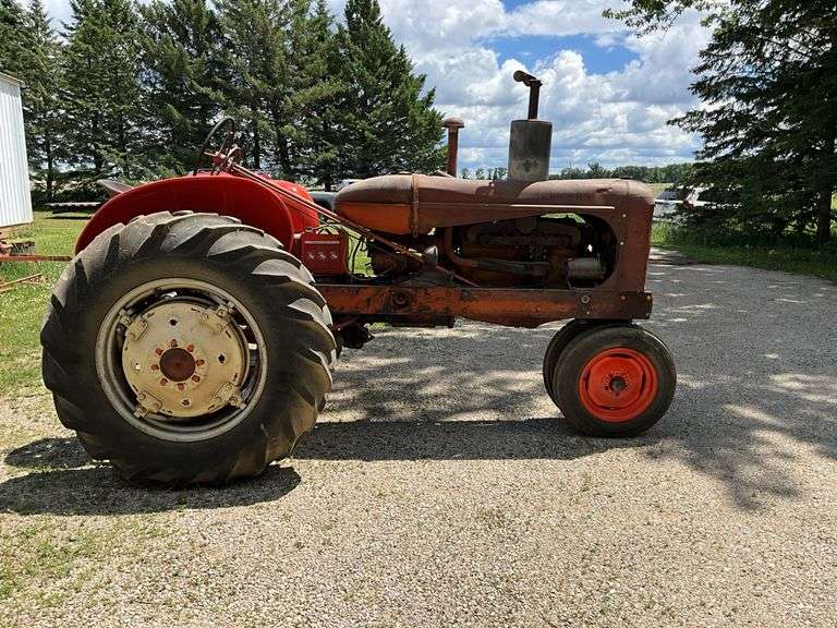 Allis Chalmers WD-45 gas, NF, 6 cylinder out of D17