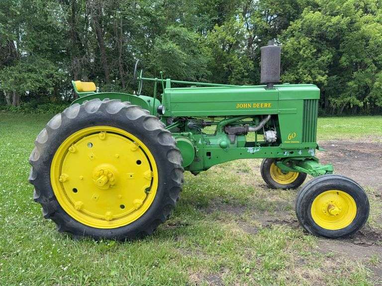 1955 John Deere Model 60 Gas Tractor, Wide Front, Power Steering, Fenders, 