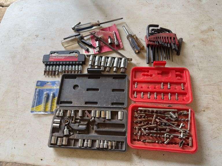Allen Wrenches, Sockets, Bit Set