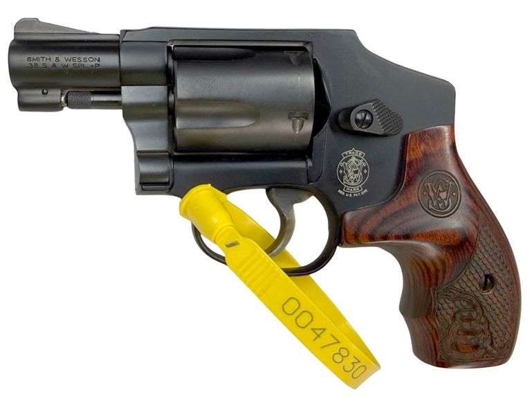 Smith & Wesson "Don't Tread On Me" Air Weight Revolver, .38 Special, SN: CRA8698, Smith & Wesson Hard Case