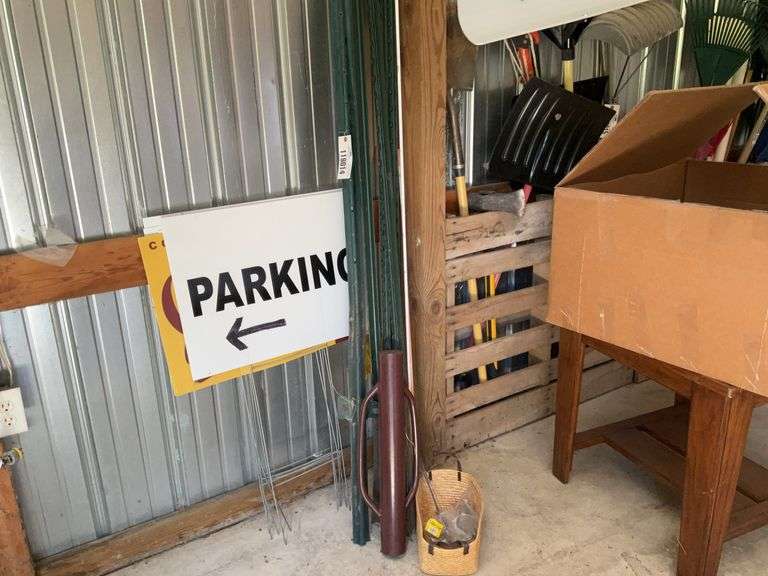 (5)T-Posts, Clips, 6 Cardboard/Wire Signs, Post Pounder, (7) Driveway Marke