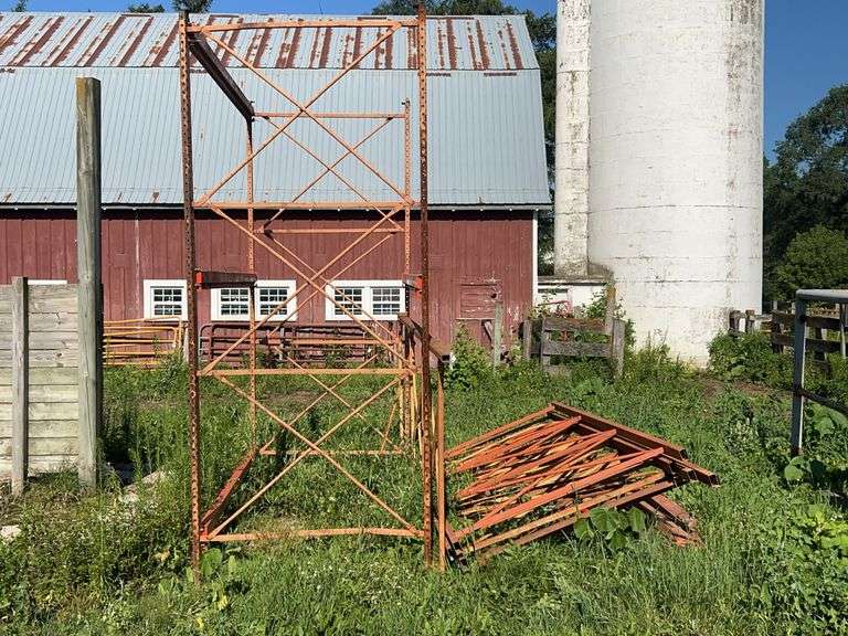 Pallet Racking, Sells With Extra Uprights And Cross Braces