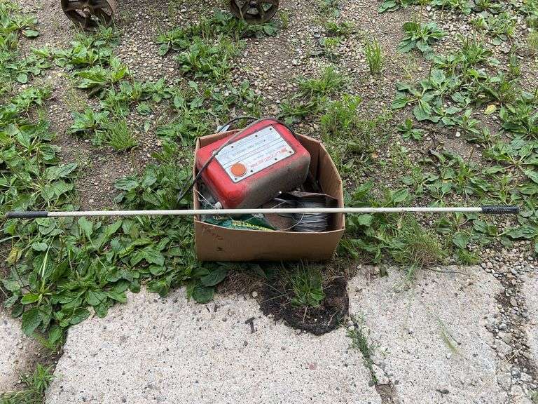 Blitzer Electric Fencer, Electric Fencing Wire, Fencing Insulators, Sorting
