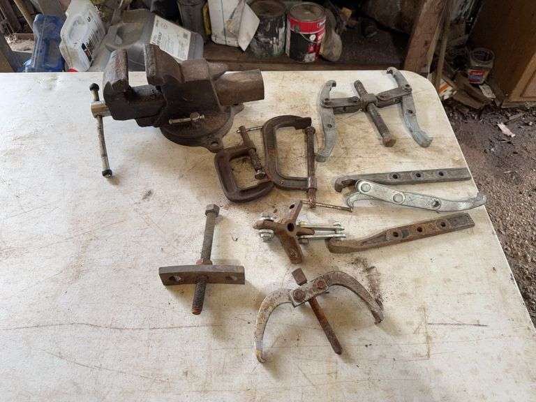 Jaw Pullers, C-Clamps, Bench Vise with 4" Jaw