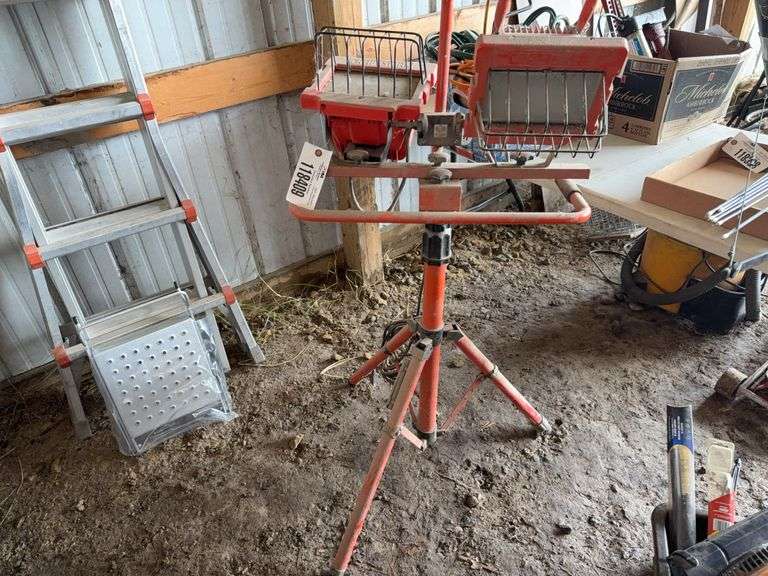 Craftsman Double Light Tri Pod Work Light