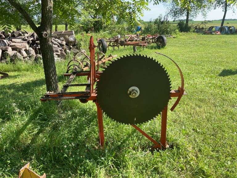 Allis Chalmers buzz saw frame