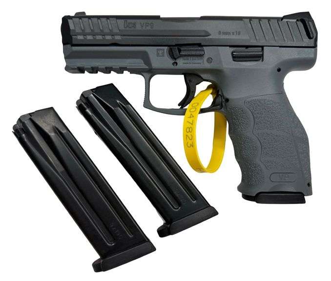Heckler & Koch VP9 Semi-Automatic Pistol, 9mm, SN: 224-250313, (3) 15 Round Magazines, Easy Loader, Adjustable Grip with Changeable Inserts, Heckler & Koch Case