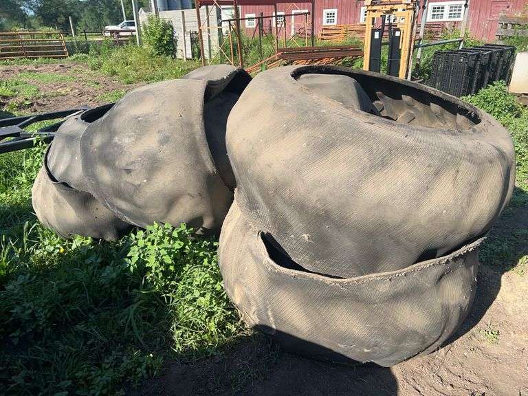 Tire Livestock Feeders