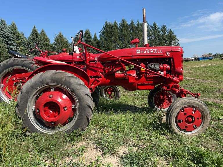 1948 Farmall Model Super A Tractor, Restored, Gas, Fenders, Front/Rear Weig