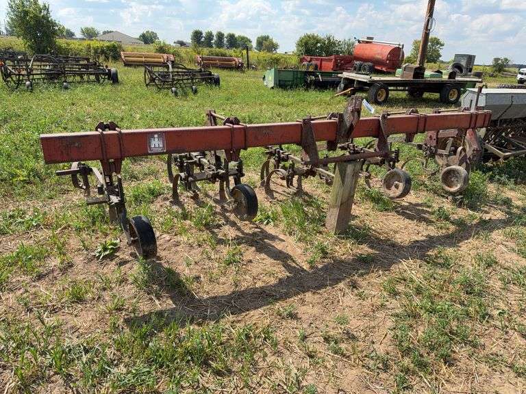 International 4 Row 3 Point Cultivator, 36” Rows