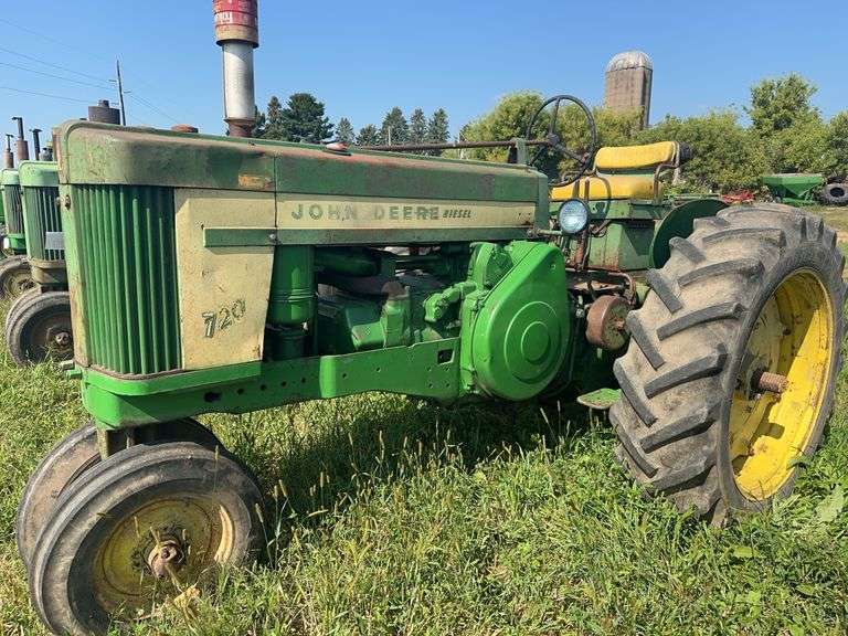 John Deere 720 Diesel Pony Start Tractor, Roll-A-Matic Narrow Front, Fender