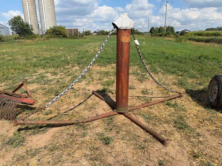 Free Standing Cattle Oiler