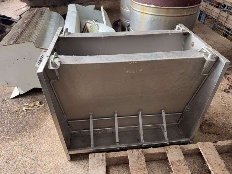 Stainless Steel 30" Double Side Pig Feeder (located hoop building)