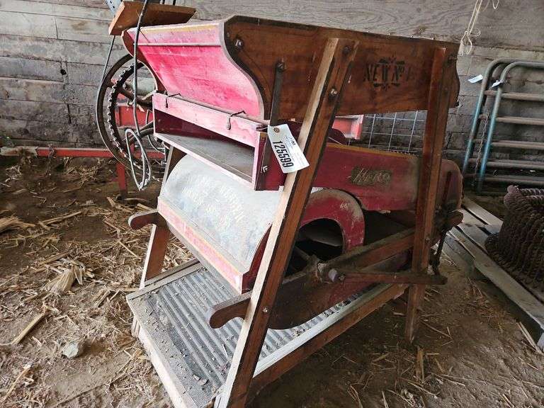Antitique, Hero New No  1 Fanning Mill, Hand Crank ( has been retrofitted t