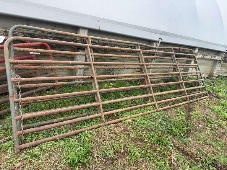 (2) 15' Livestock Tube Gates - Selling 2x $(located hoop building)