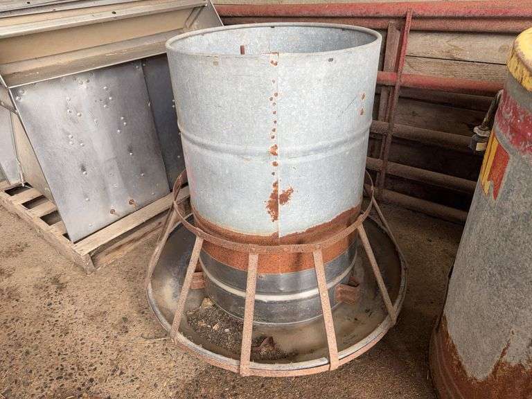 Circular Pig Feeder (located hoop building)