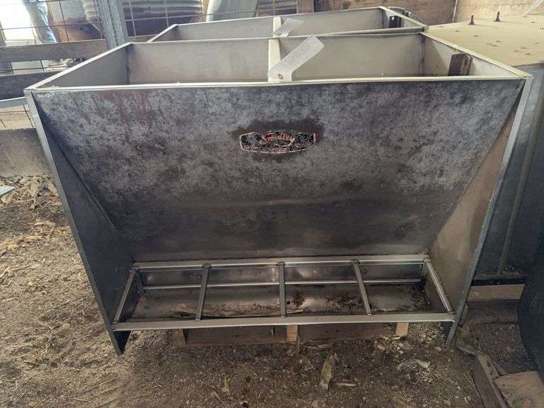 Stainless Steel 40" Double Side Pig Feeder (located hoop building)