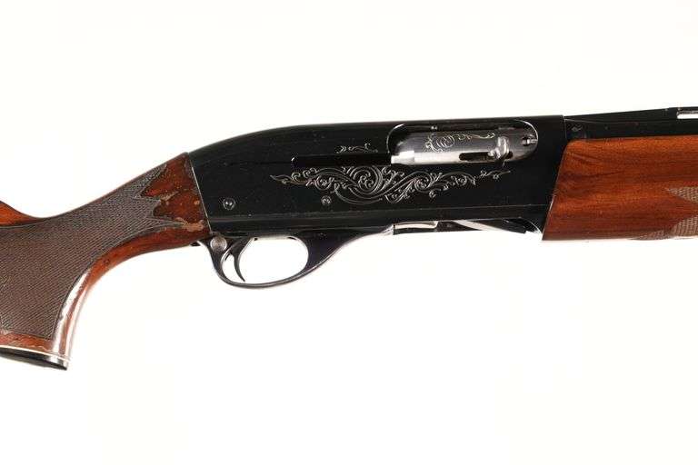 Remington 1100 Semi Shotgun 12 GA