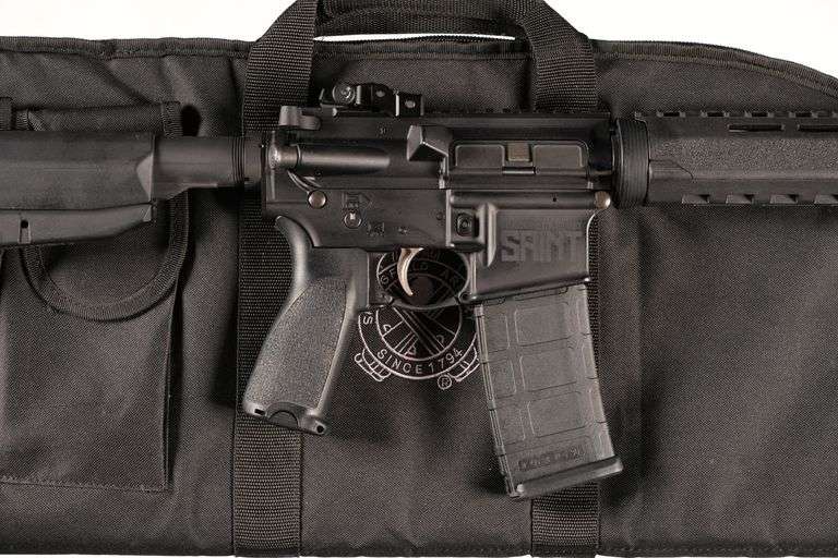 Springfield Armory SAINT Semi Auto 5.56